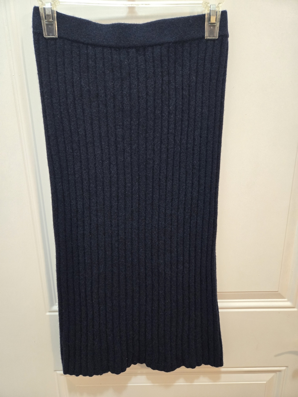 Club Monaco Dark Navy Ribbed Knit Midi Skirt